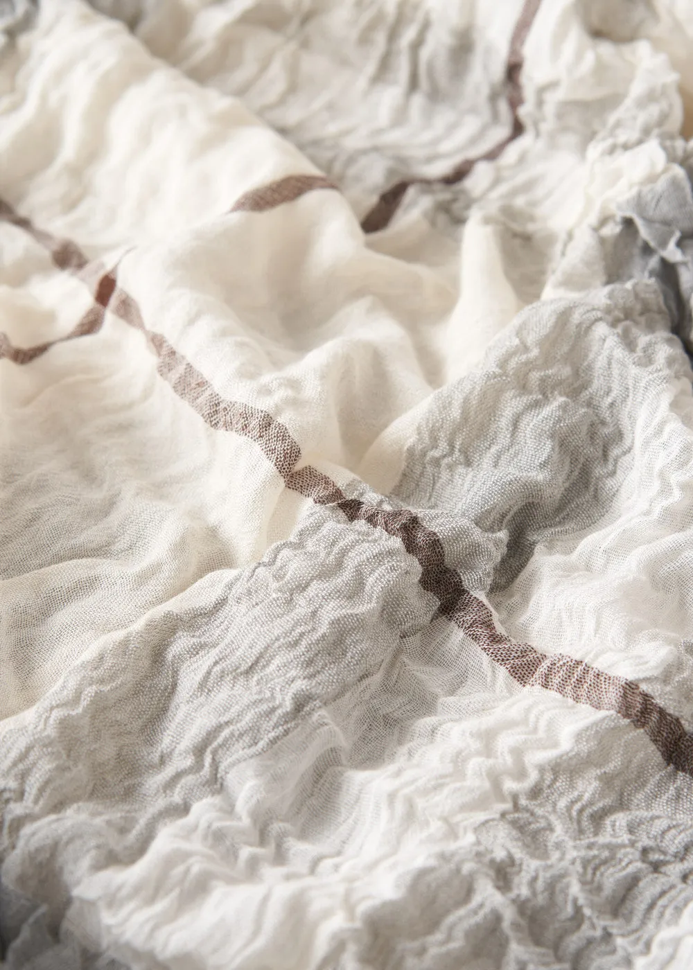 CHARLOTTE BAMBOO CHECK SCARF - PALE GREY