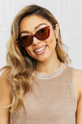Classic Polarized Wayfarer Sunglasses with UV Protection