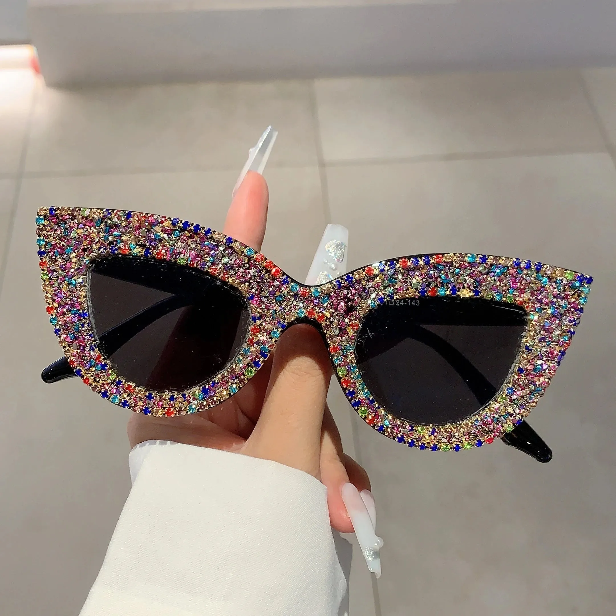 KAMMPT Cat Eye Sun Glasses - Rhinestones Eyewear