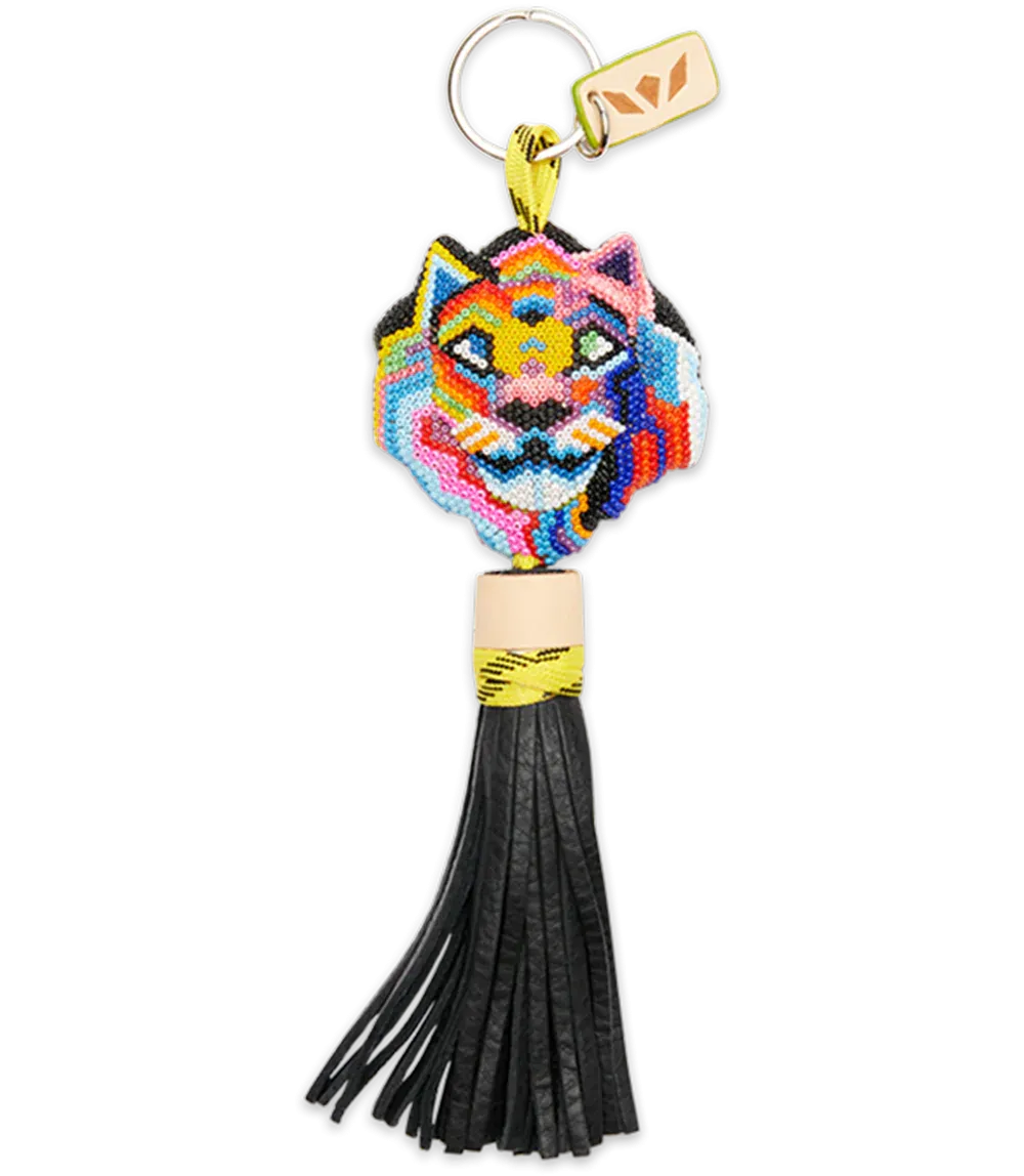 Leo Charm (DC)