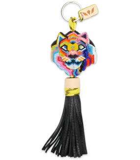 Leo Charm (DC)