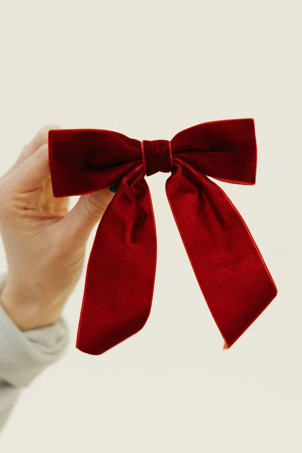 Vera Velvet Bow