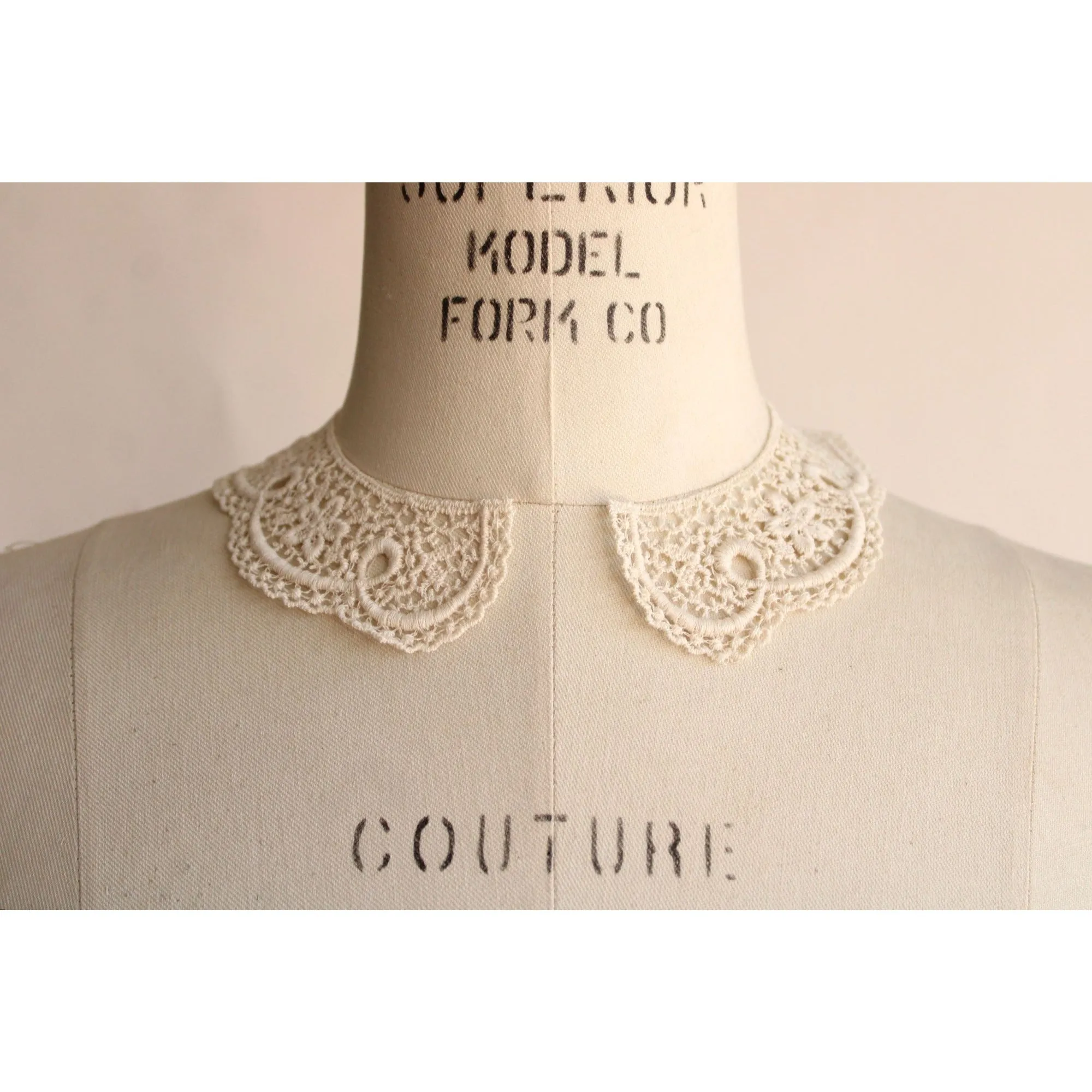 Vintage Ivory Crochet Appliques With Crocheted Flowers